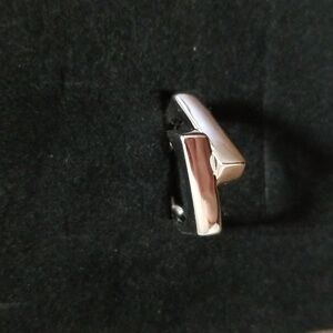Minimalist sterling silver ring, size 7 ,stamped 925.New in the box